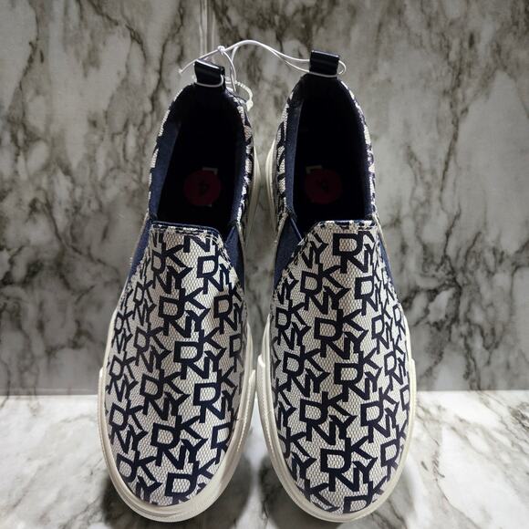 DKNY Blue Gore Logo Casual Slip On Sneakers Sz 4 - Picture 1 of 5